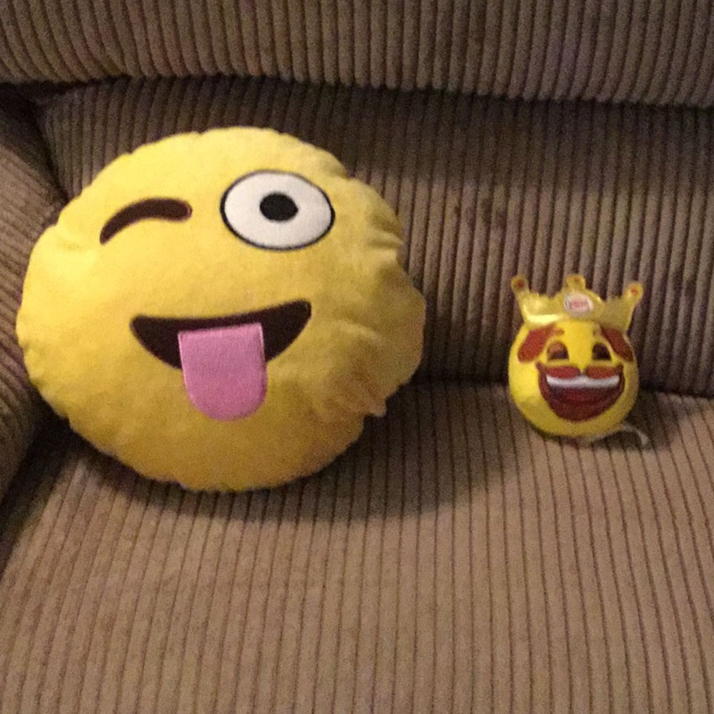 Burger King stuffy & funny face emoji stuffy .